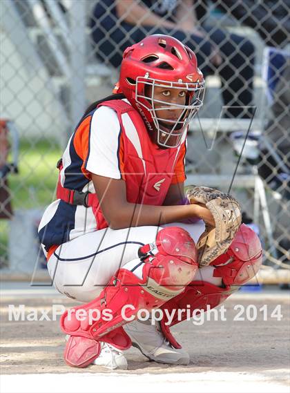 Thumbnail 3 in Chaminade @ Bellarmine-Jefferson photogallery.