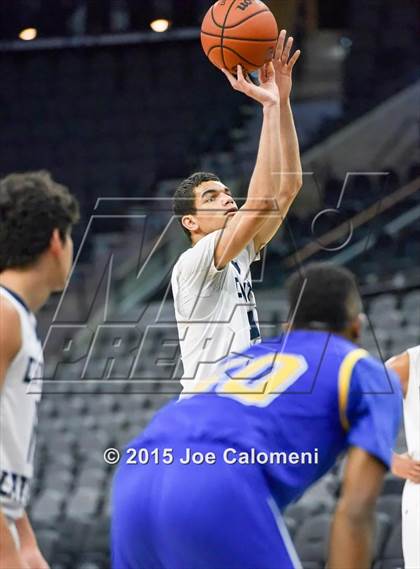 Thumbnail 2 in Central Catholic vs Clemens (AT&T Center) photogallery.