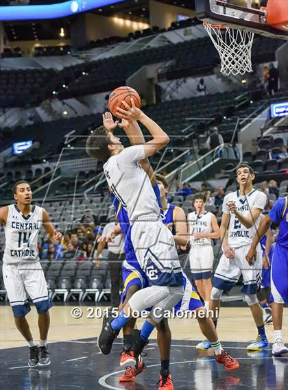 Thumbnail 1 in Central Catholic vs Clemens (AT&T Center) photogallery.