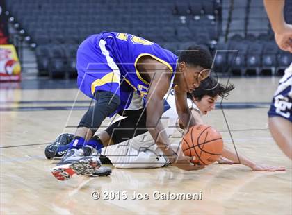 Thumbnail 2 in Central Catholic vs Clemens (AT&T Center) photogallery.