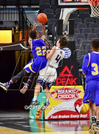Thumbnail 2 in Central Catholic vs Clemens (AT&T Center) photogallery.