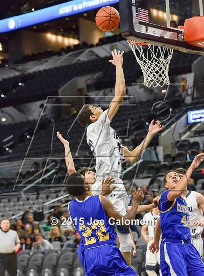 Thumbnail 1 in Central Catholic vs Clemens (AT&T Center) photogallery.