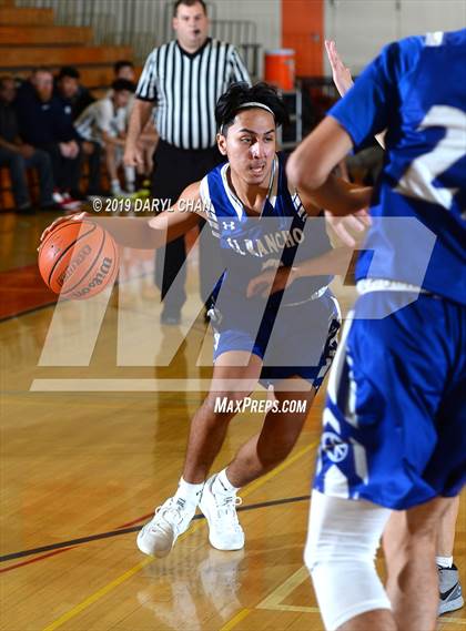 Thumbnail 1 in El Rancho vs. Gabrielino (Poly Tournament) photogallery.