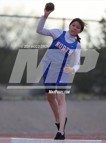 Thumbnail 1 in Estrella Foothills Invitational photogallery.