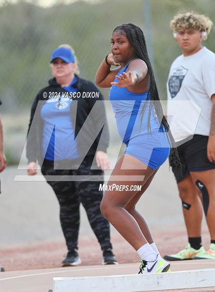 Thumbnail 2 in Estrella Foothills Invitational photogallery.