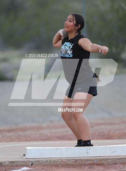 Thumbnail 3 in Estrella Foothills Invitational photogallery.