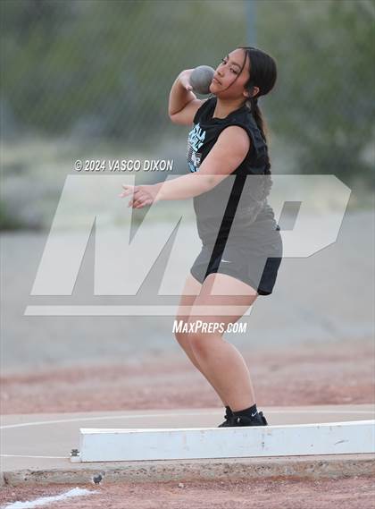 Thumbnail 3 in Estrella Foothills Invitational photogallery.