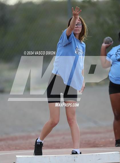 Thumbnail 2 in Estrella Foothills Invitational photogallery.