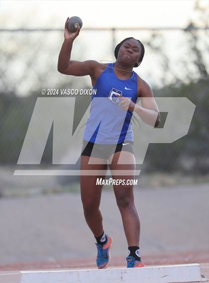 Thumbnail 3 in Estrella Foothills Invitational photogallery.