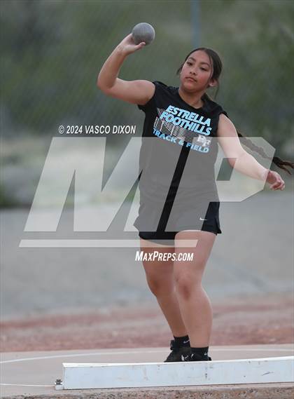 Thumbnail 2 in Estrella Foothills Invitational photogallery.