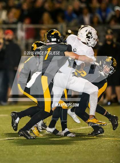 Thumbnail 3 in Calabasas @ Capistrano Valley (CIF SS D5 Final) photogallery.