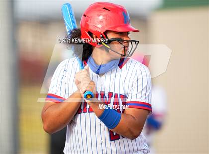 Thumbnail 1 in Midway @ Waxahachie photogallery.