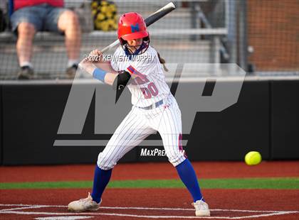 Thumbnail 1 in Midway @ Waxahachie photogallery.