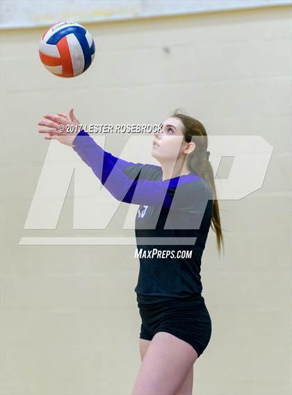 Thumbnail 3 in Clark @ Warren photogallery.