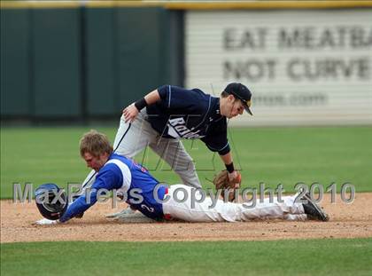 Thumbnail 3 in Leander vs. Bell (Rock Hardball Classic) photogallery.