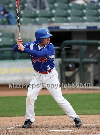 Thumbnail 1 in Leander vs. Bell (Rock Hardball Classic) photogallery.