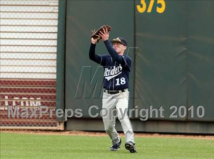 Thumbnail 2 in Leander vs. Bell (Rock Hardball Classic) photogallery.