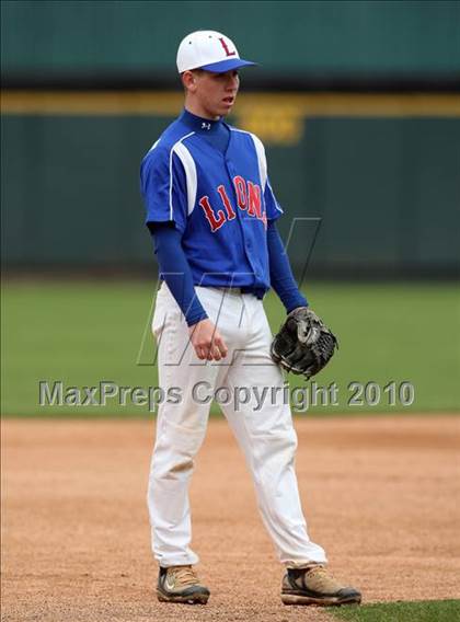 Thumbnail 3 in Leander vs. Bell (Rock Hardball Classic) photogallery.