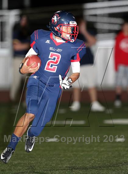 Thumbnail 3 in Bellarmine-Jefferson vs. Campbell Hall photogallery.