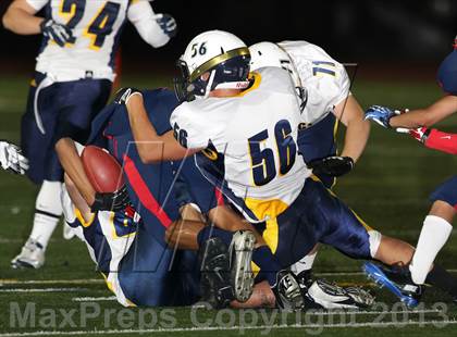 Thumbnail 2 in Bellarmine-Jefferson vs. Campbell Hall photogallery.