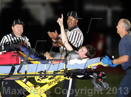 Thumbnail 1 in Bellarmine-Jefferson vs. Campbell Hall photogallery.
