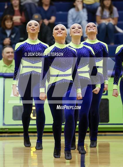Thumbnail 1 in Ridgeline Aeriettes photogallery.