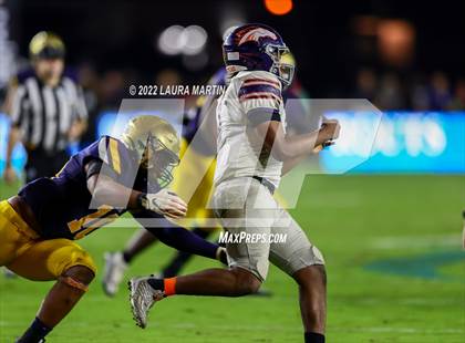 Thumbnail 2 in St. Thomas Aquinas vs. Homestead (FHSAA 3M Final) photogallery.