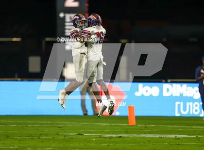 Thumbnail 2 in St. Thomas Aquinas vs. Homestead (FHSAA 3M Final) photogallery.