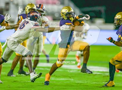 Thumbnail 3 in St. Thomas Aquinas vs. Homestead (FHSAA 3M Final) photogallery.