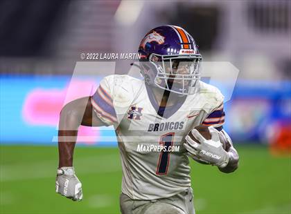 Thumbnail 2 in St. Thomas Aquinas vs. Homestead (FHSAA 3M Final) photogallery.