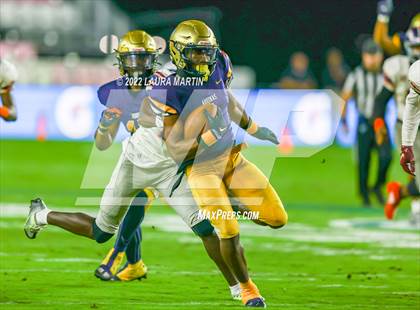 Thumbnail 2 in St. Thomas Aquinas vs. Homestead (FHSAA 3M Final) photogallery.