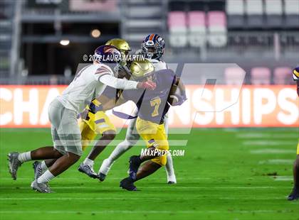 Thumbnail 2 in St. Thomas Aquinas vs. Homestead (FHSAA 3M Final) photogallery.