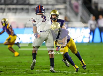 Thumbnail 3 in St. Thomas Aquinas vs. Homestead (FHSAA 3M Final) photogallery.