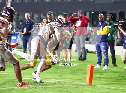 Thumbnail 1 in St. Thomas Aquinas vs. Homestead (FHSAA 3M Final) photogallery.