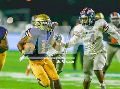 Thumbnail 1 in St. Thomas Aquinas vs. Homestead (FHSAA 3M Final) photogallery.