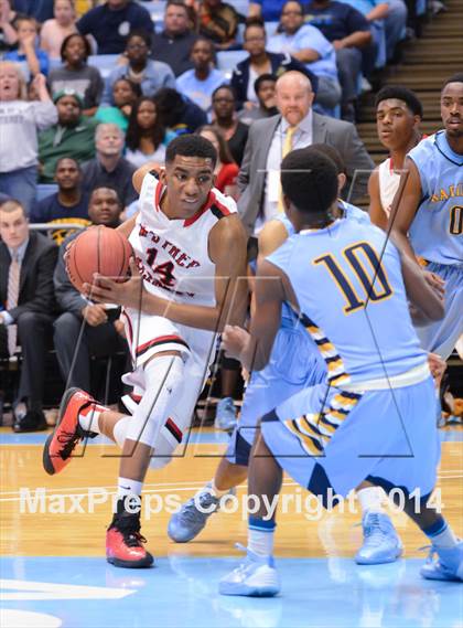 Thumbnail 2 in Winston-Salem Prep vs. East Carteret (NCHSAA 1A Final) photogallery.
