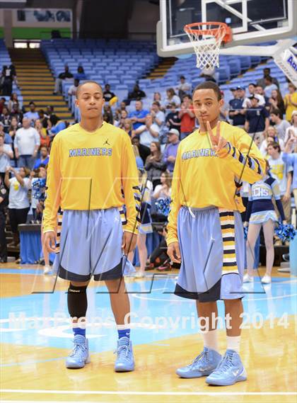 Thumbnail 2 in Winston-Salem Prep vs. East Carteret (NCHSAA 1A Final) photogallery.