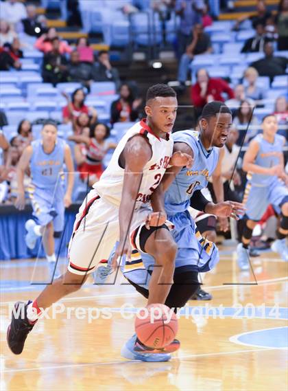 Thumbnail 1 in Winston-Salem Prep vs. East Carteret (NCHSAA 1A Final) photogallery.
