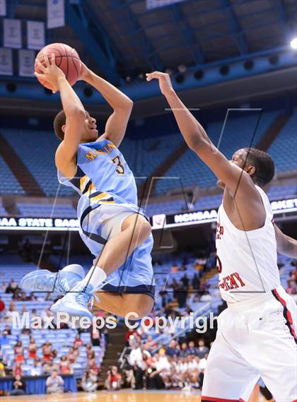 Thumbnail 1 in Winston-Salem Prep vs. East Carteret (NCHSAA 1A Final) photogallery.