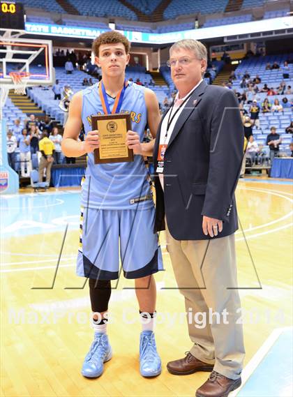 Thumbnail 2 in Winston-Salem Prep vs. East Carteret (NCHSAA 1A Final) photogallery.
