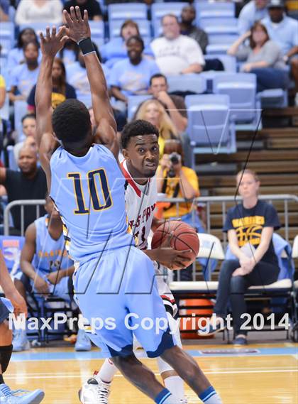Thumbnail 1 in Winston-Salem Prep vs. East Carteret (NCHSAA 1A Final) photogallery.