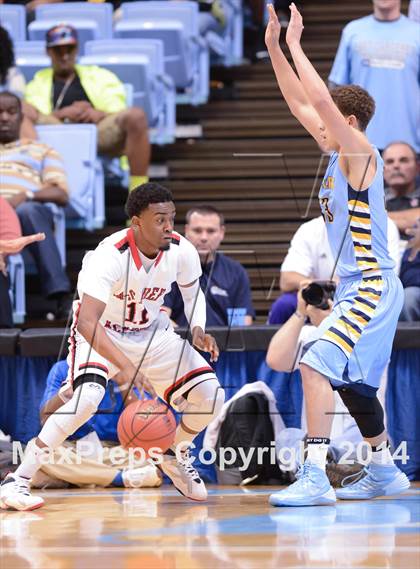 Thumbnail 2 in Winston-Salem Prep vs. East Carteret (NCHSAA 1A Final) photogallery.