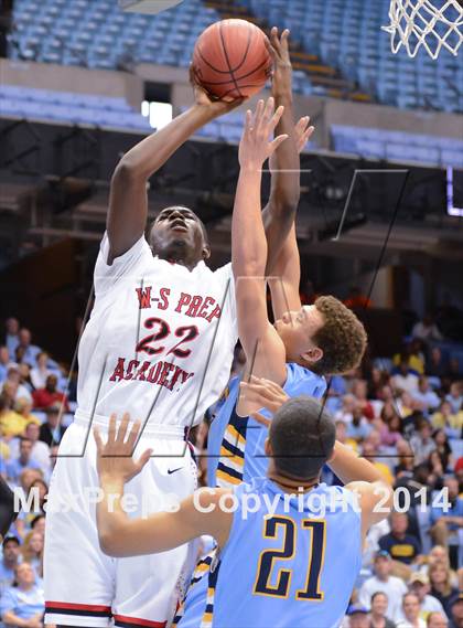 Thumbnail 3 in Winston-Salem Prep vs. East Carteret (NCHSAA 1A Final) photogallery.