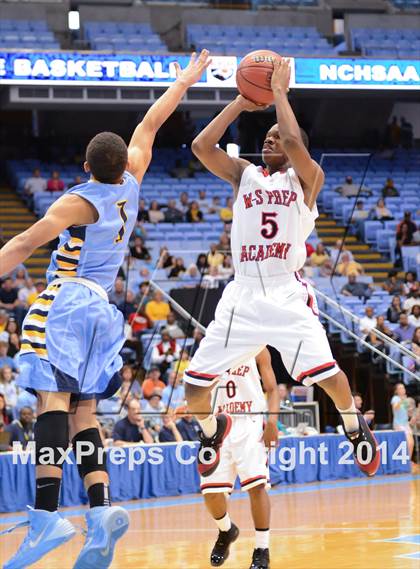 Thumbnail 2 in Winston-Salem Prep vs. East Carteret (NCHSAA 1A Final) photogallery.