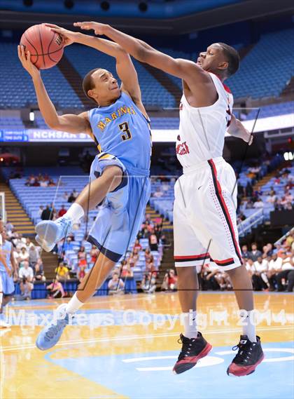 Thumbnail 3 in Winston-Salem Prep vs. East Carteret (NCHSAA 1A Final) photogallery.