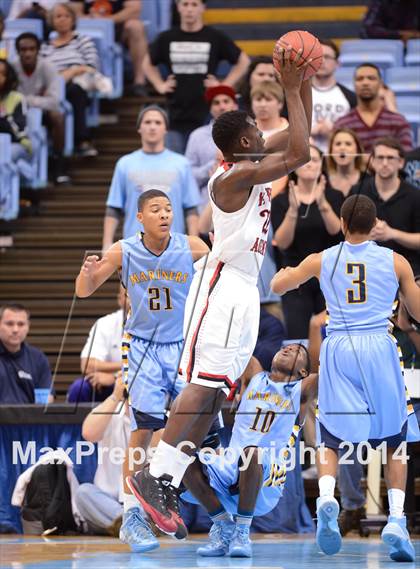 Thumbnail 2 in Winston-Salem Prep vs. East Carteret (NCHSAA 1A Final) photogallery.