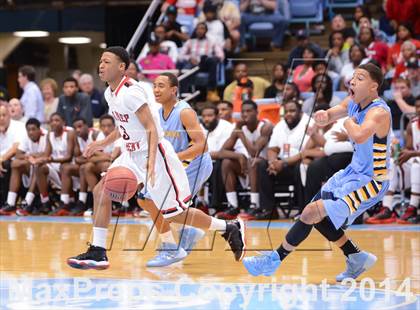 Thumbnail 1 in Winston-Salem Prep vs. East Carteret (NCHSAA 1A Final) photogallery.