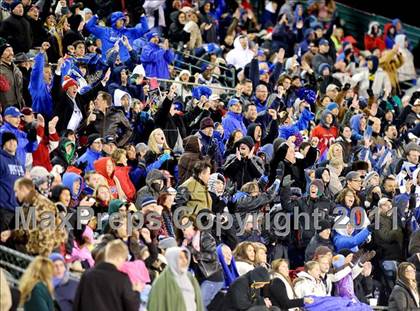 Thumbnail 3 in Folsom vs Vacaville (CIF SJS D2 Final) photogallery.