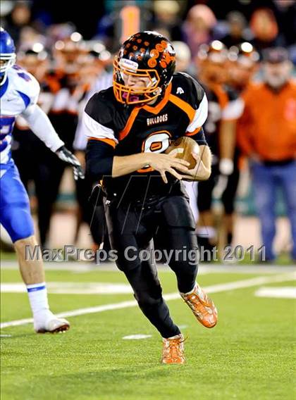 Thumbnail 1 in Folsom vs Vacaville (CIF SJS D2 Final) photogallery.