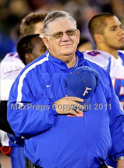 Thumbnail 1 in Folsom vs Vacaville (CIF SJS D2 Final) photogallery.